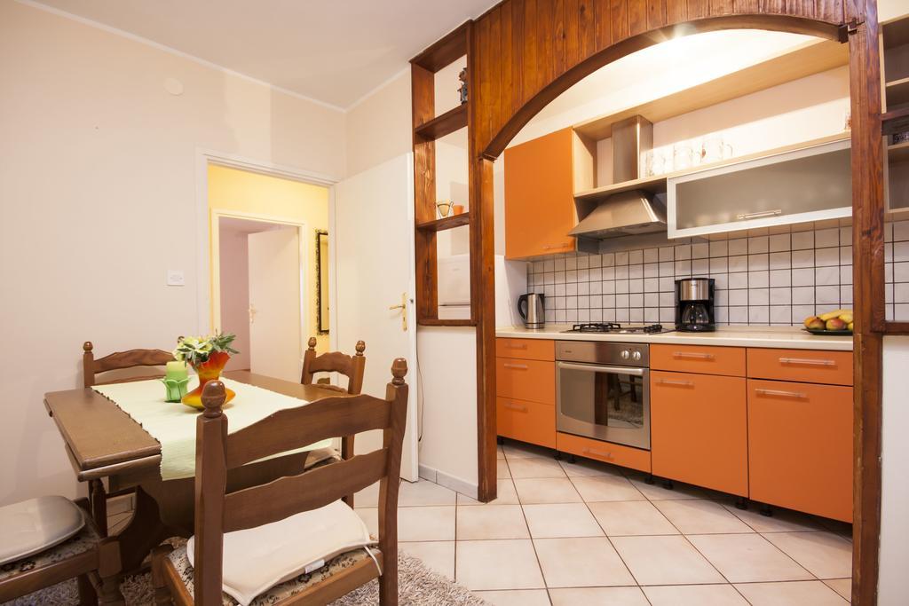 Apartment Tonka Šibenik Екстериор снимка